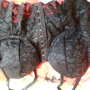 Black street l bra top - never worn